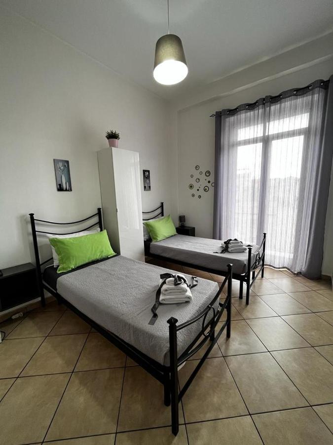 Porta Garibaldi Apartment Катания Екстериор снимка